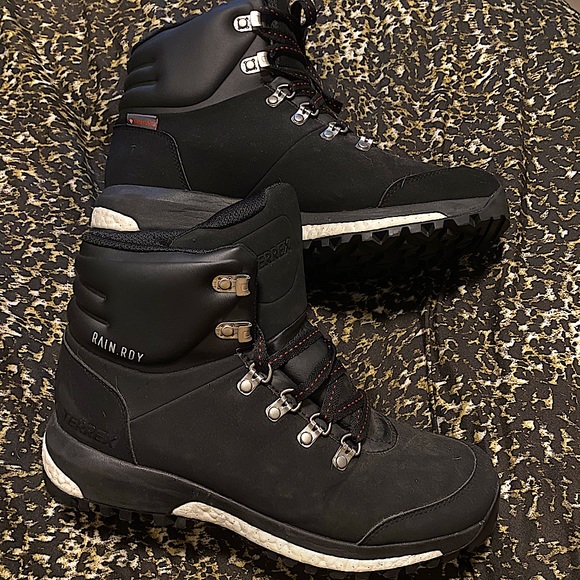 Black microsuede water repellent hiking boots - Picture 4 of 6